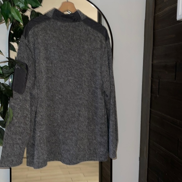 Greg Norman - Picture 2 of 4